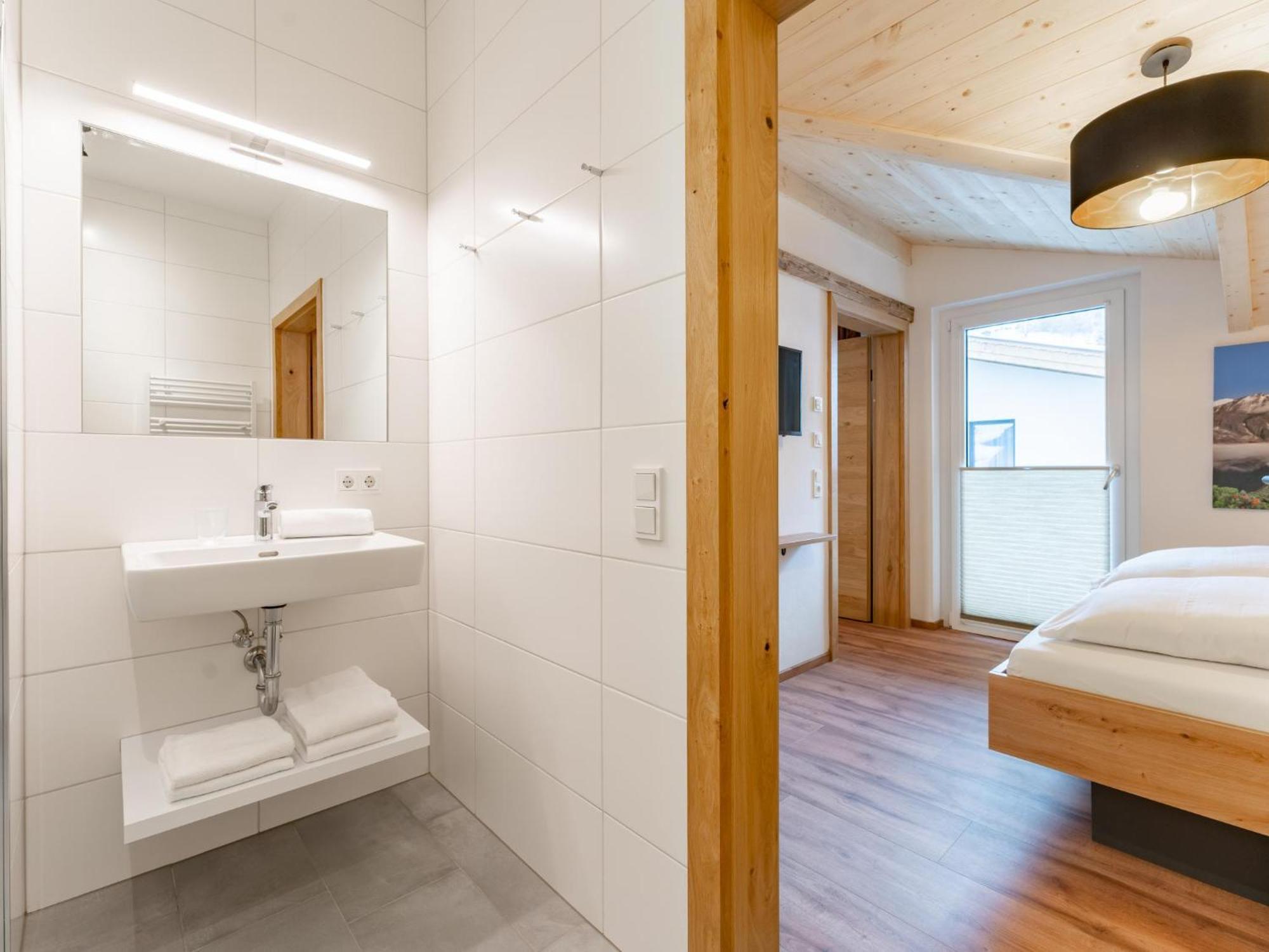 Falken Suites Top 7 Kaprun Exterior photo